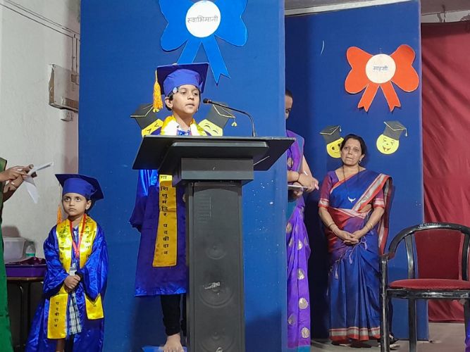 पदवीदान समारंभ graduation