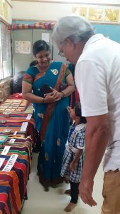 Shaikshanik sahitya pradarshan Shaikshanik sahitya pradarshan