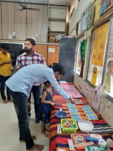 Shaikshanik sahitya pradarshan Shaikshanik sahitya pradarshan