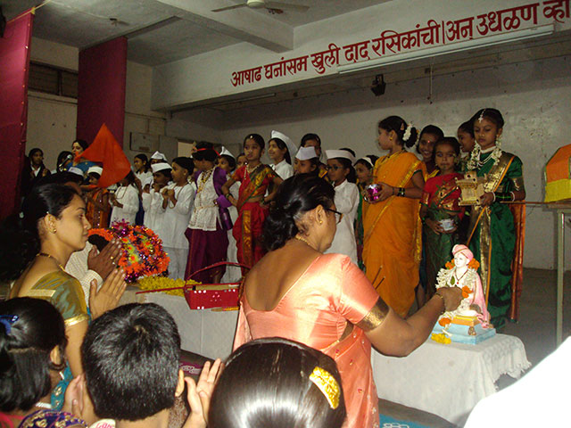 Palkhi Palkhi