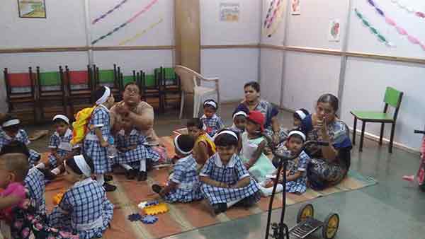 Shalecha pahila divas Shalecha pahila divas